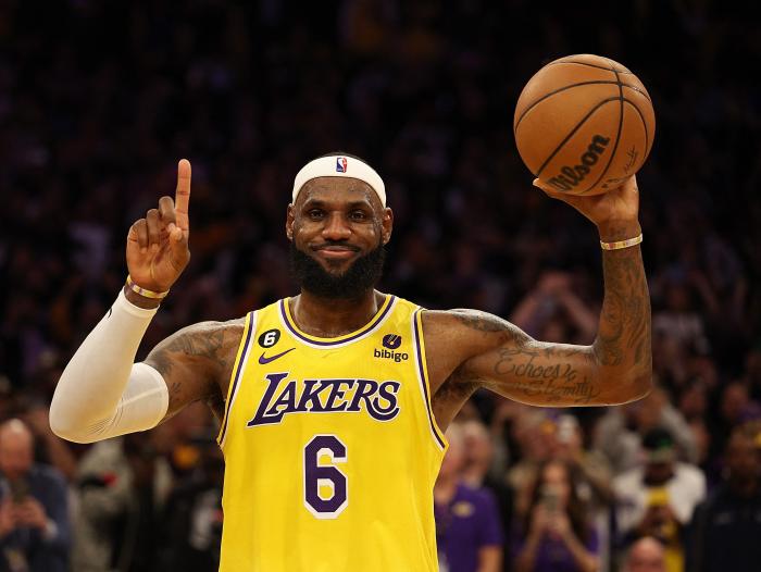 En la NBA LeBron está mandando